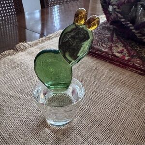 Ichendorf Milano fun cactus paperweight. 4 inches. New with tag